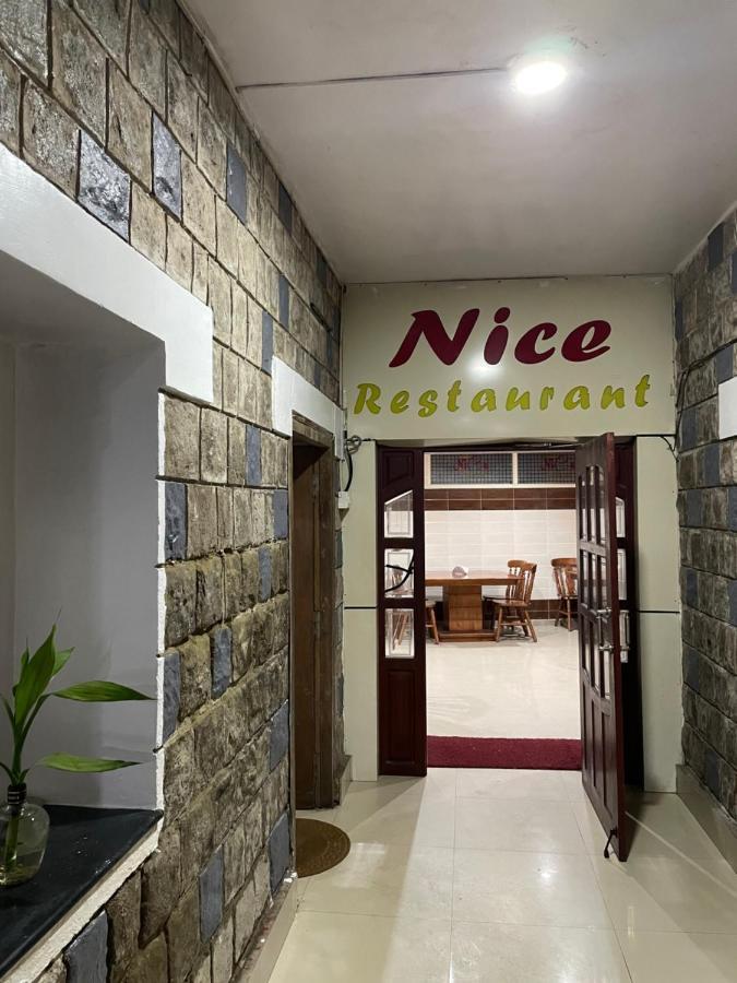 Hotel Caveri Madikeri Eksteriør bilde